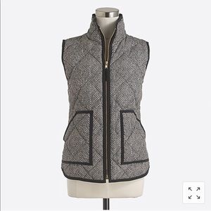 J. Crew Factory Black Herringbone Puffer Vest Sz L